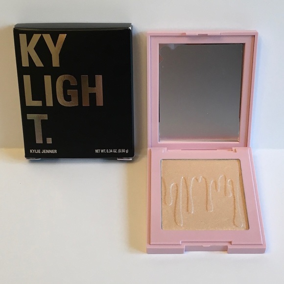 Kylie Cosmetics Other - NEW Kylighter by Kylie Cosmetics in Ice Me Out
